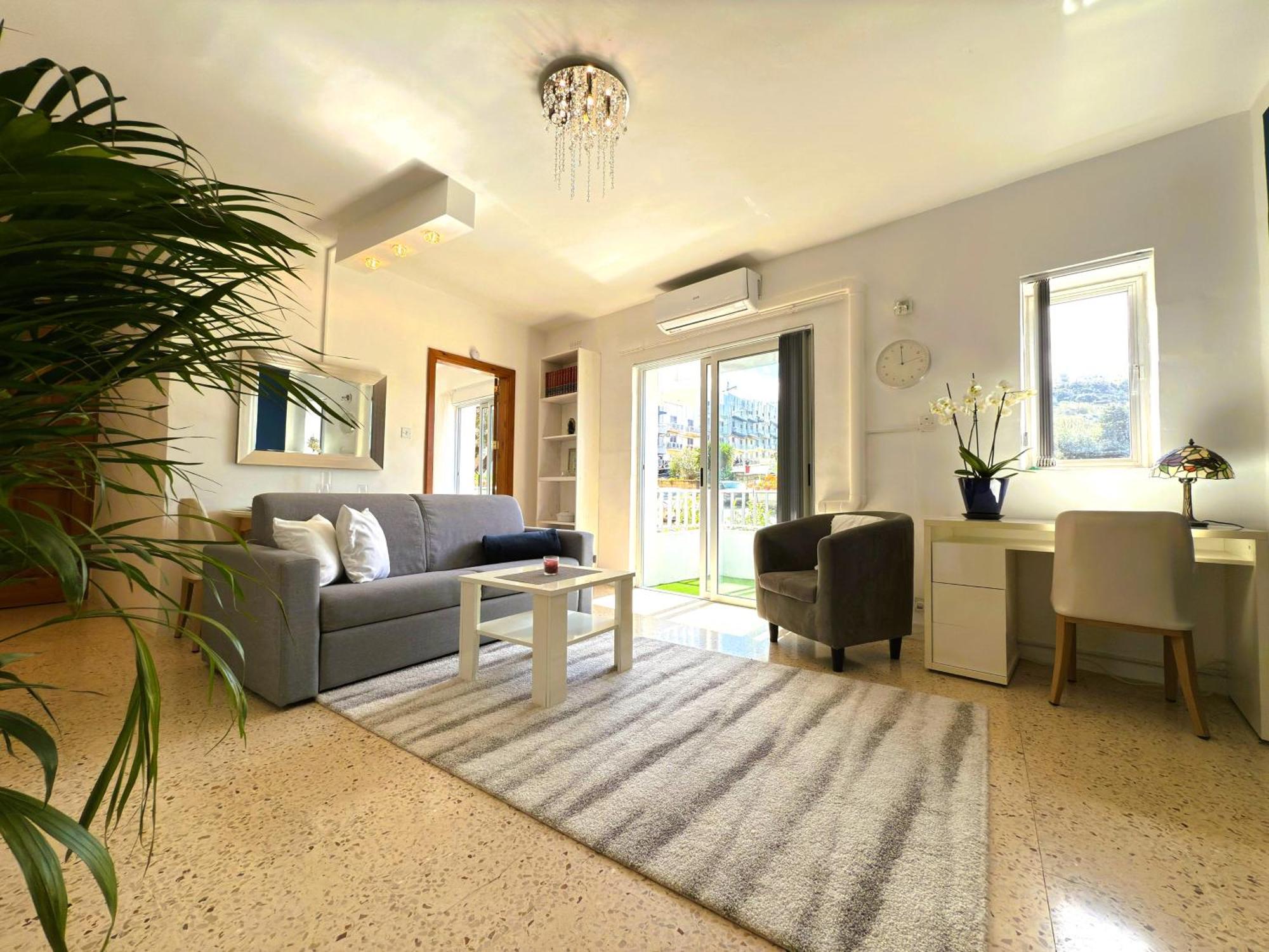 Close To Beach Unique & Cozy Apartment 3 Balconies Country Views 멜리에하 외부 사진